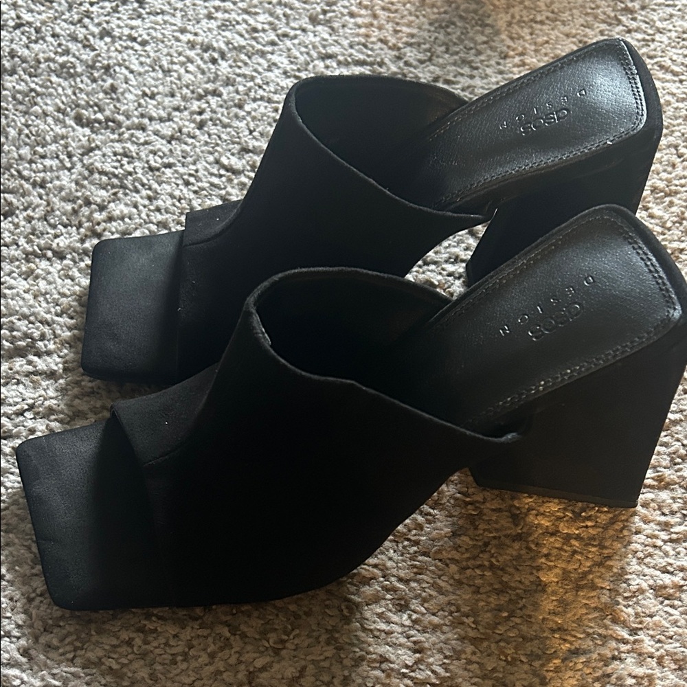 ASOS Black Open-Toe suede Block Heel Mules